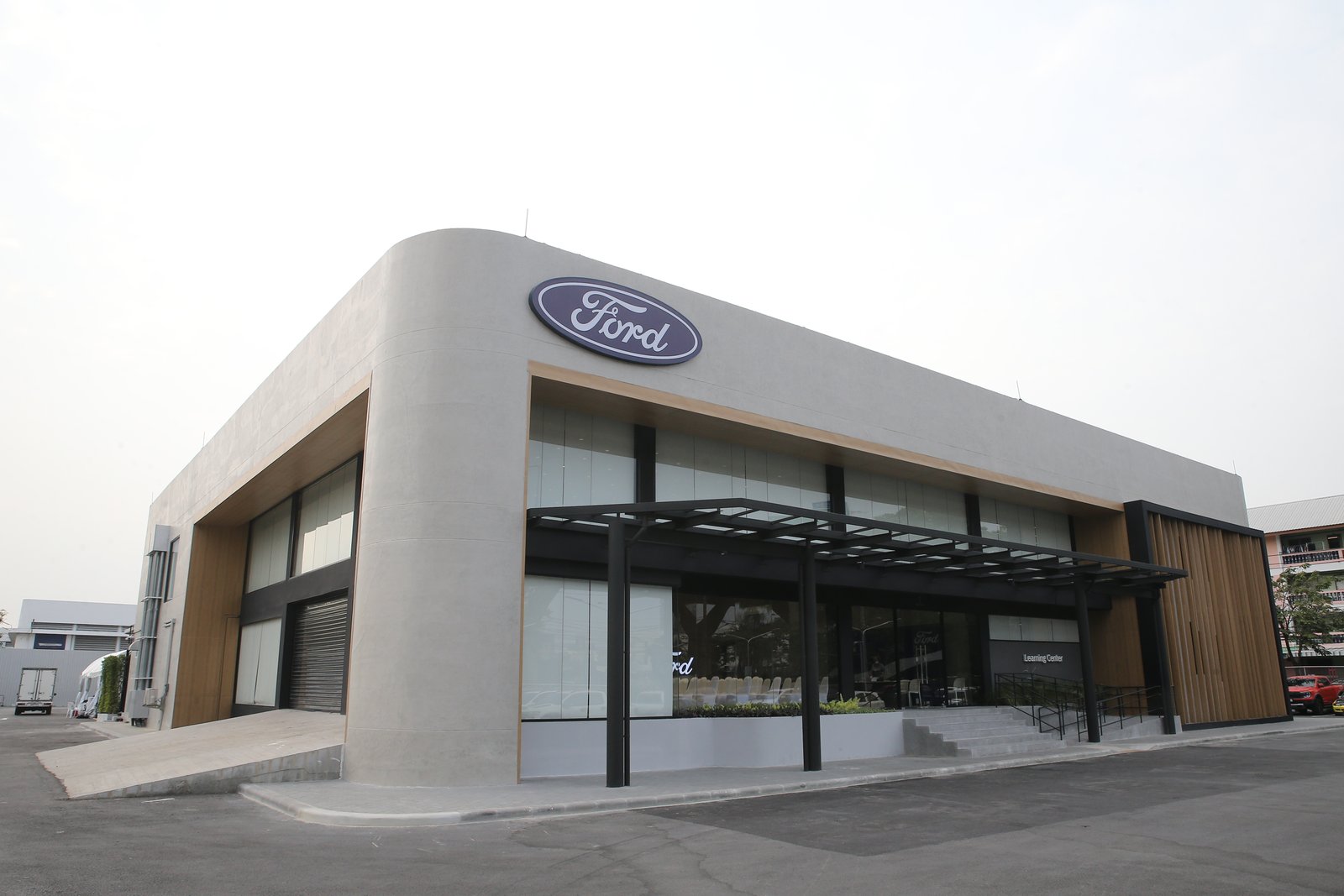 Ford  4