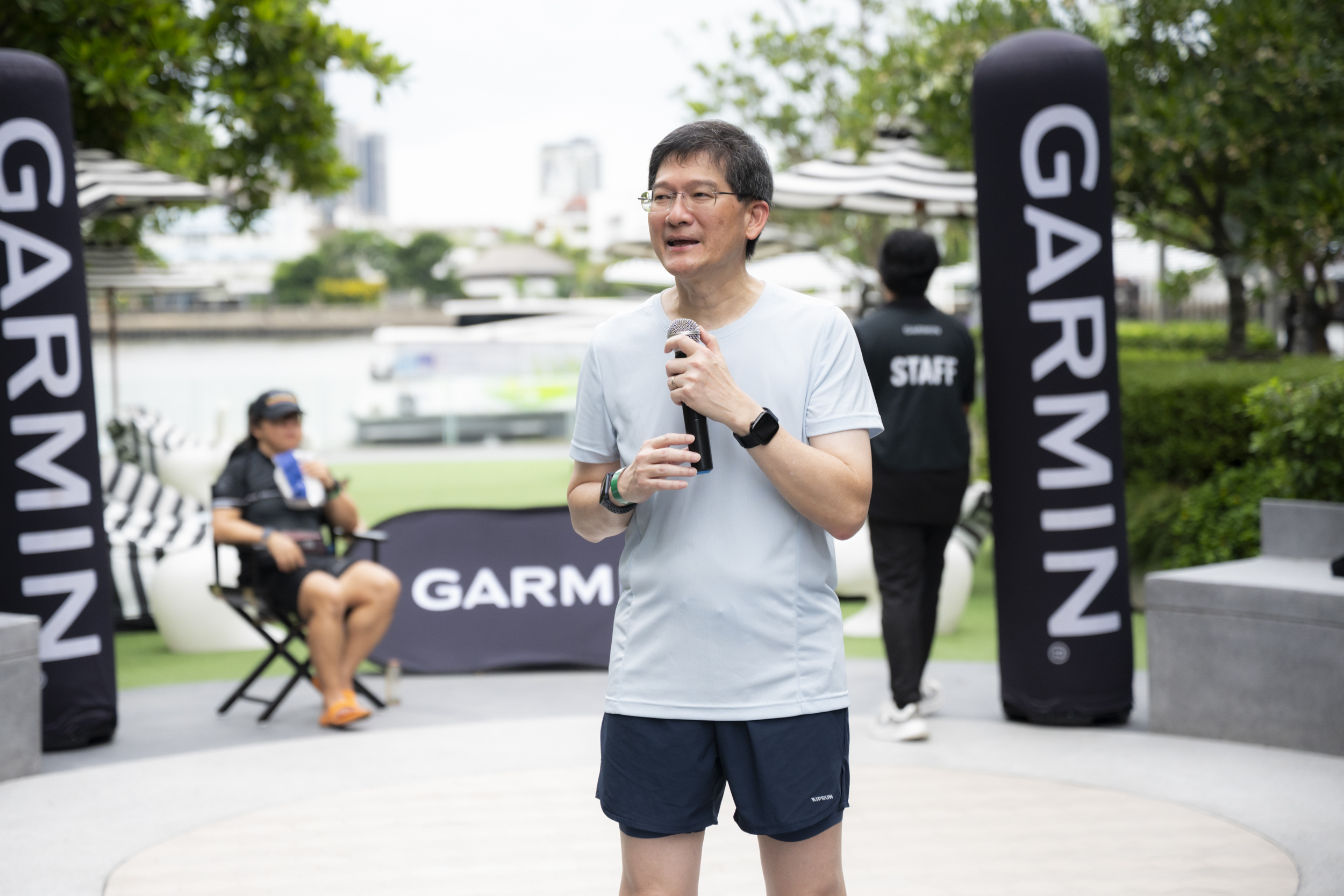 เมอร์เซเดส-เบนซ์ 6