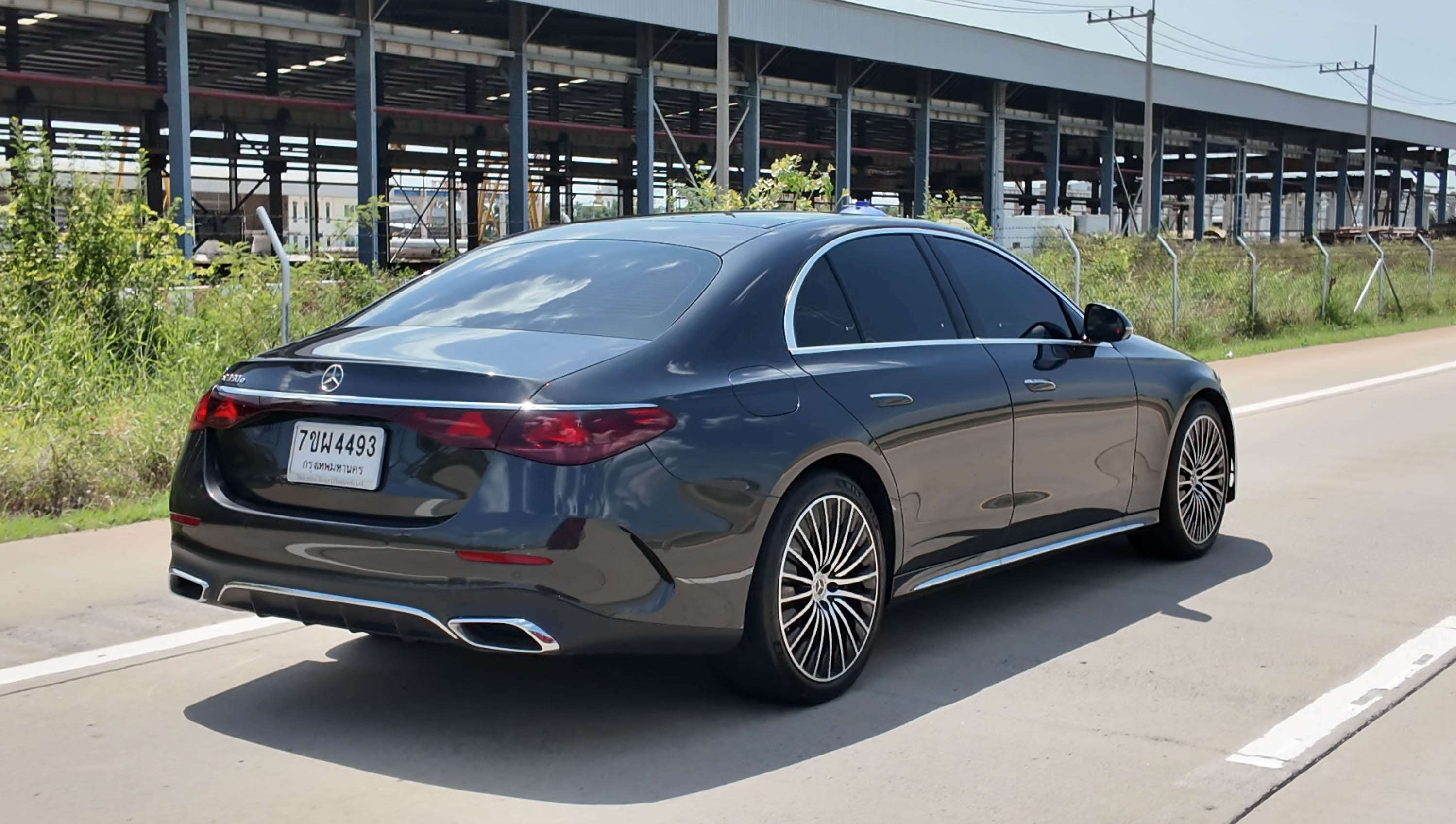 Mercedes Benz e350e AMG Dynamic 10