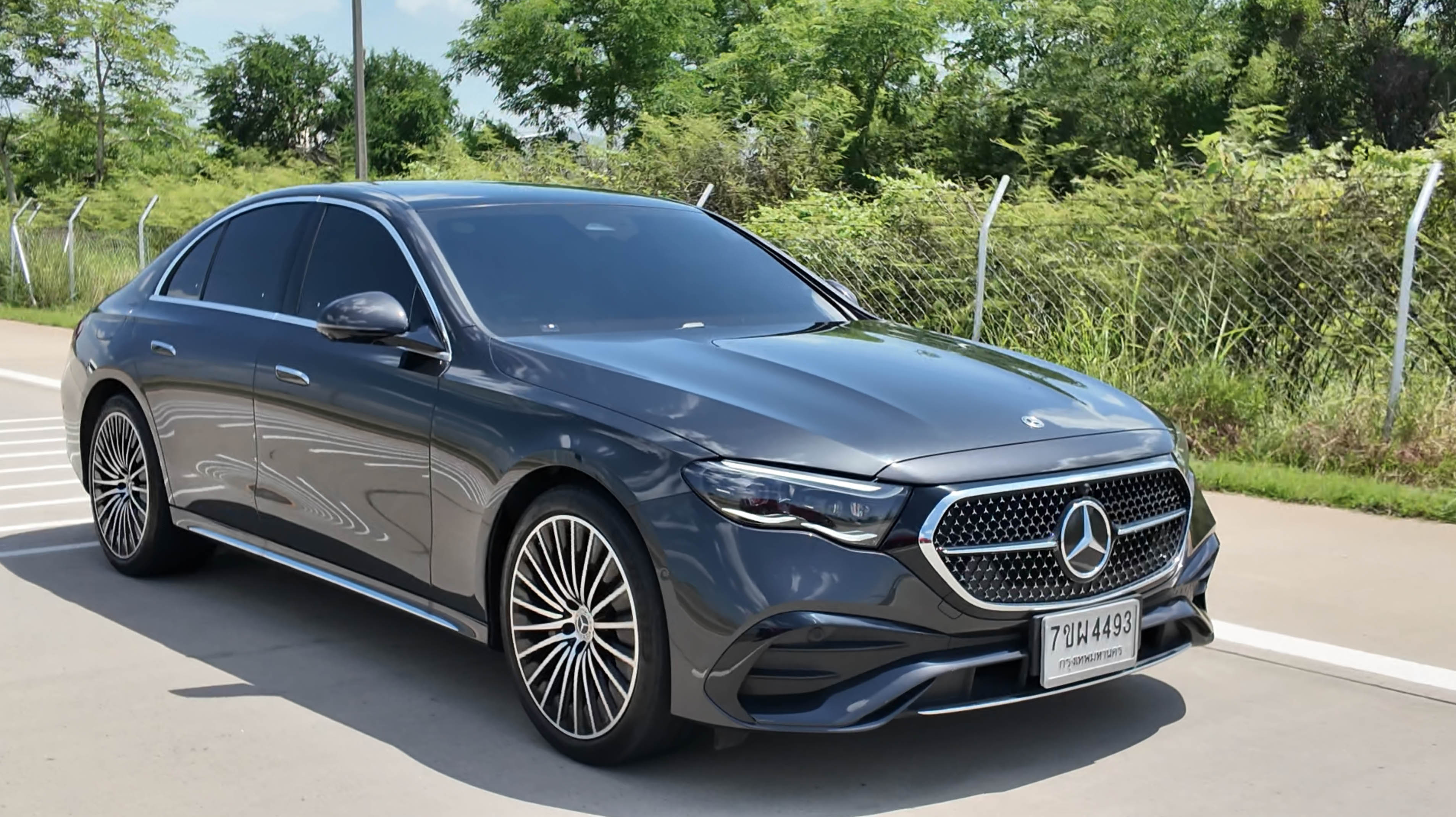Mercedes Benz e350e AMG Dynamic 9