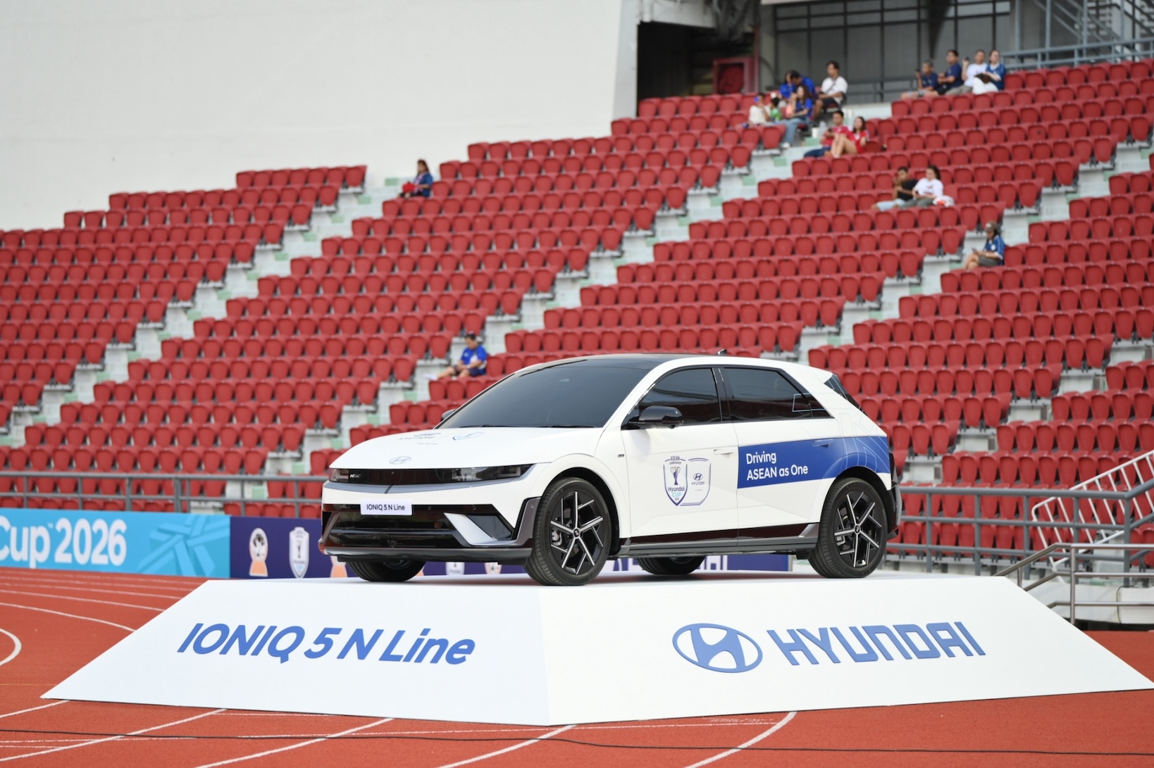 Hyundai 6