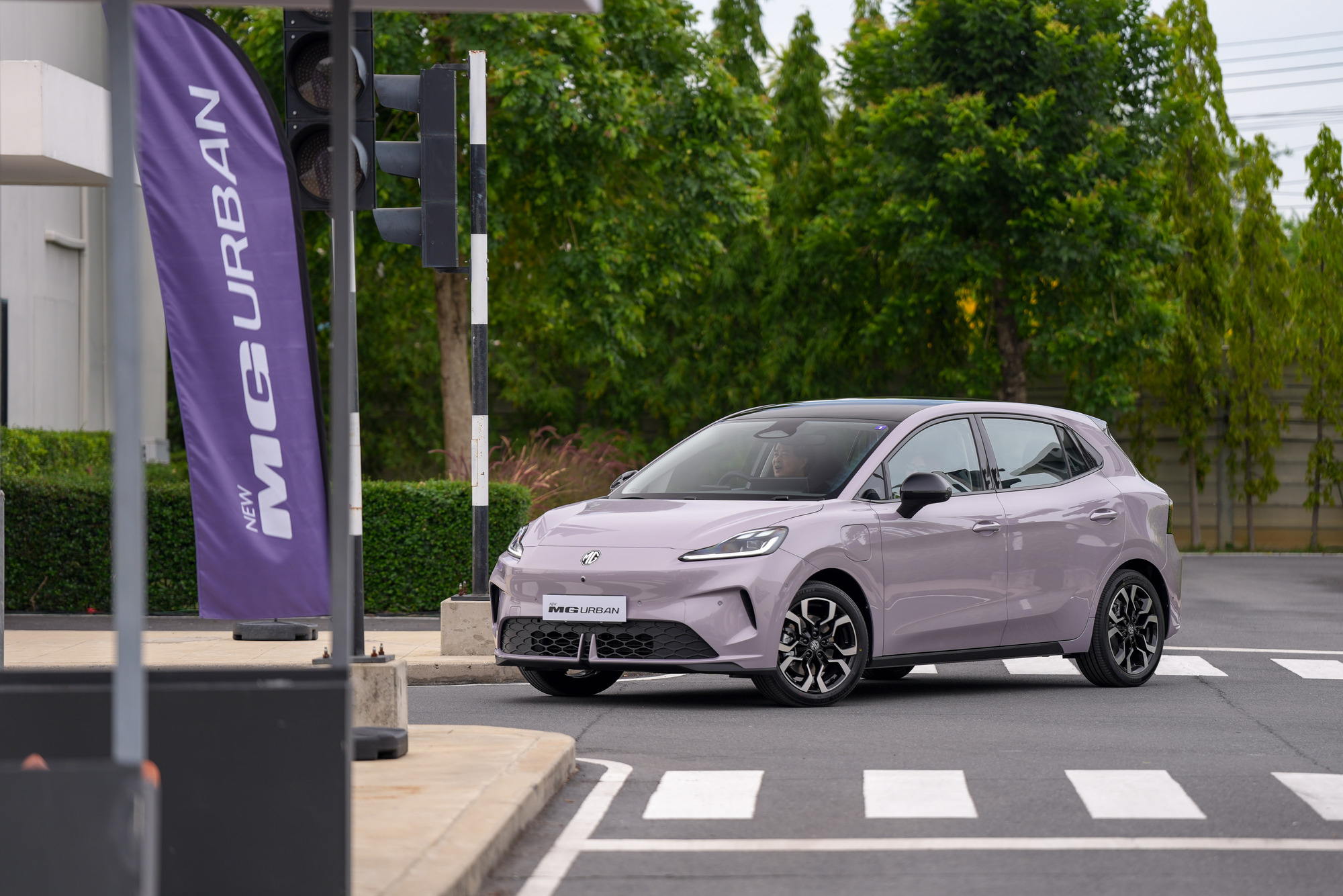 NEW MG URBAN 4