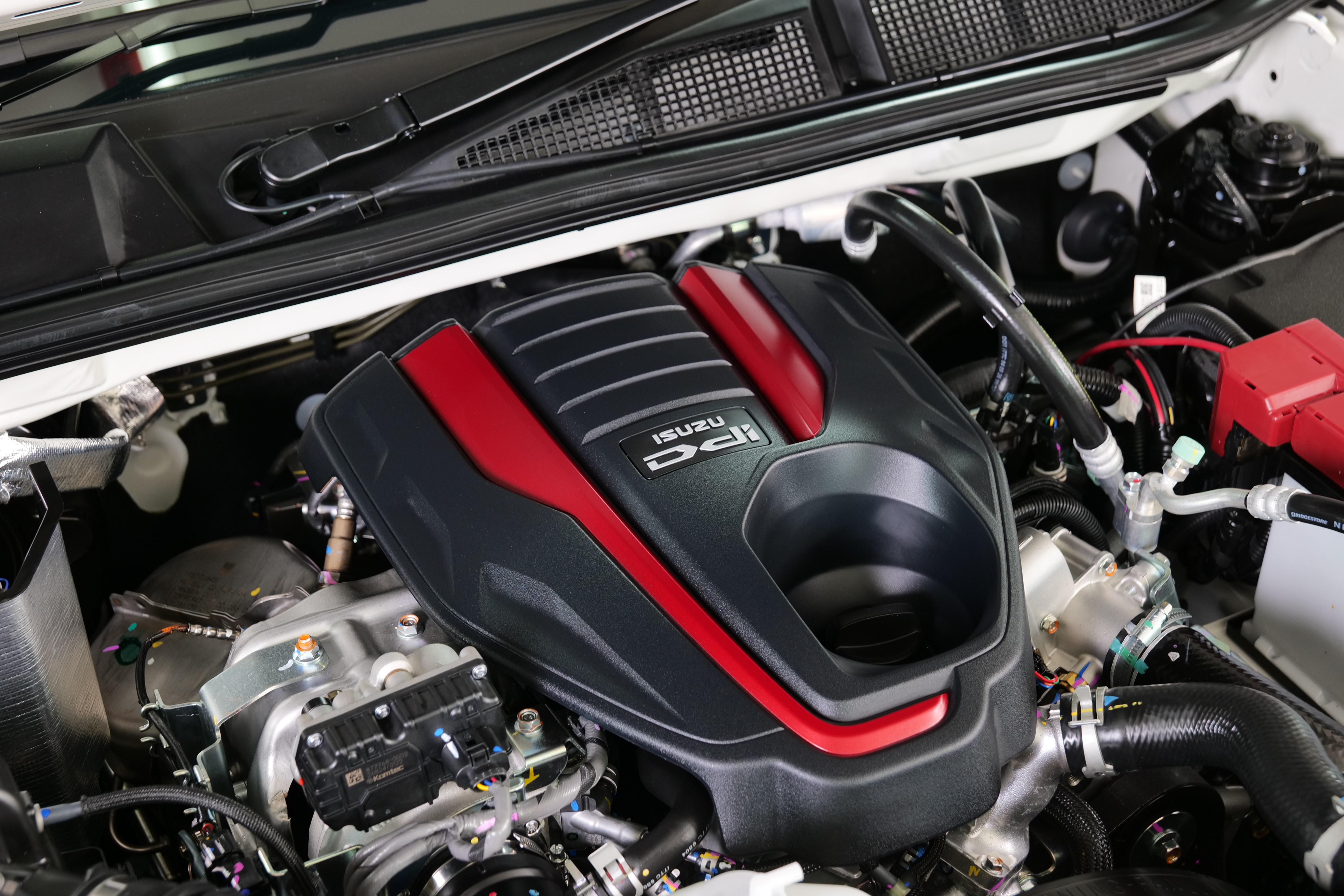 ISUZU 2.2 Ddi MAXFORCE Biturbo   2