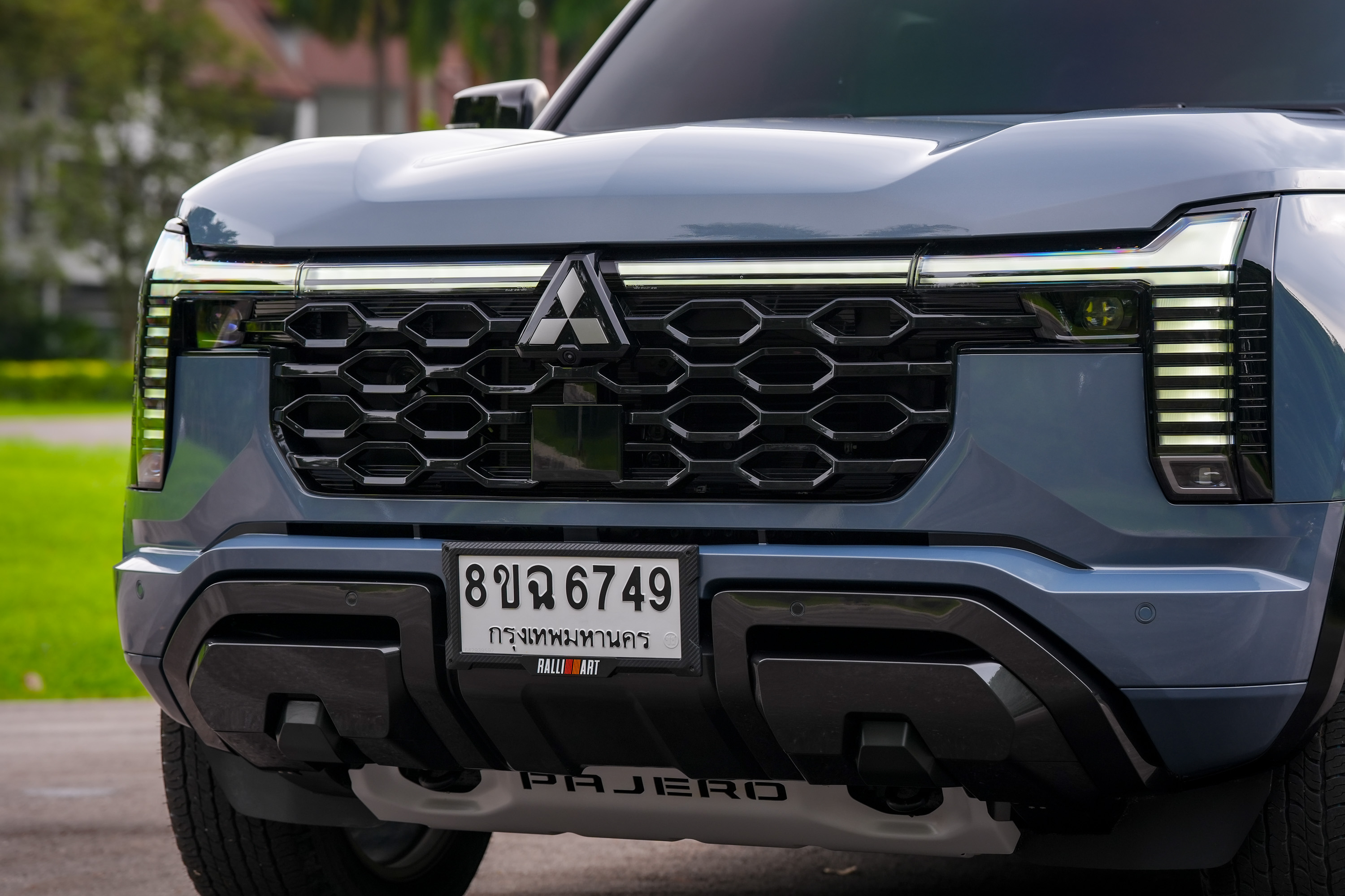 All New Mitsubishi Pajero 6