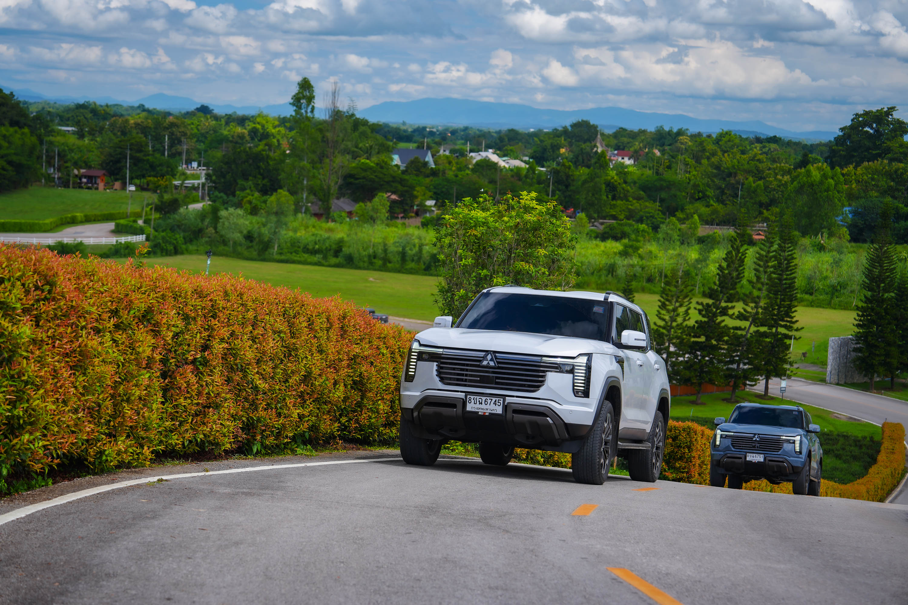 All New Mitsubishi Pajero 35
